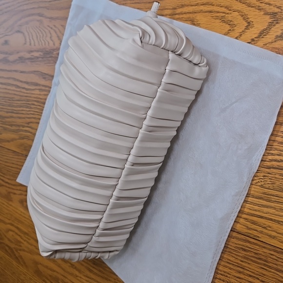 Ruched Dumpling Shoulder Bag - Picture 3 of 8